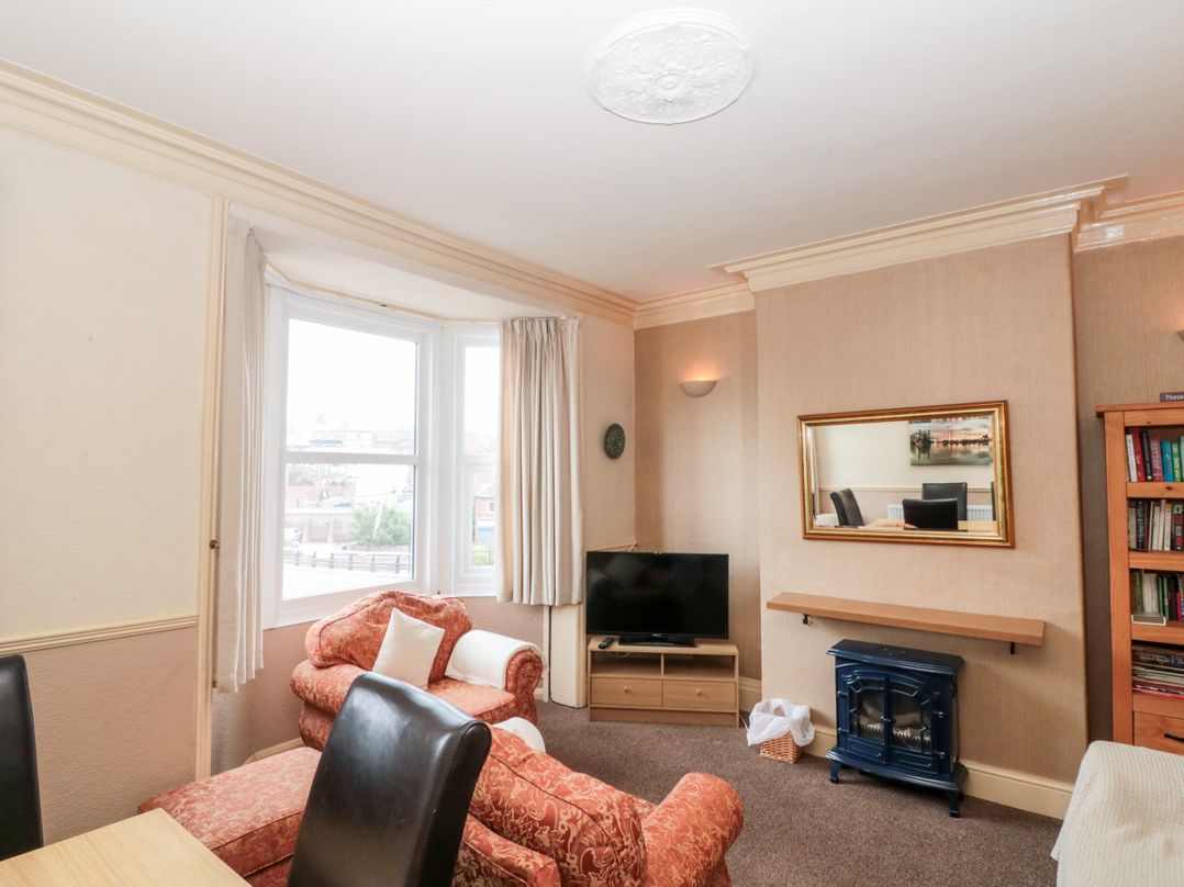 White Rose Apartment