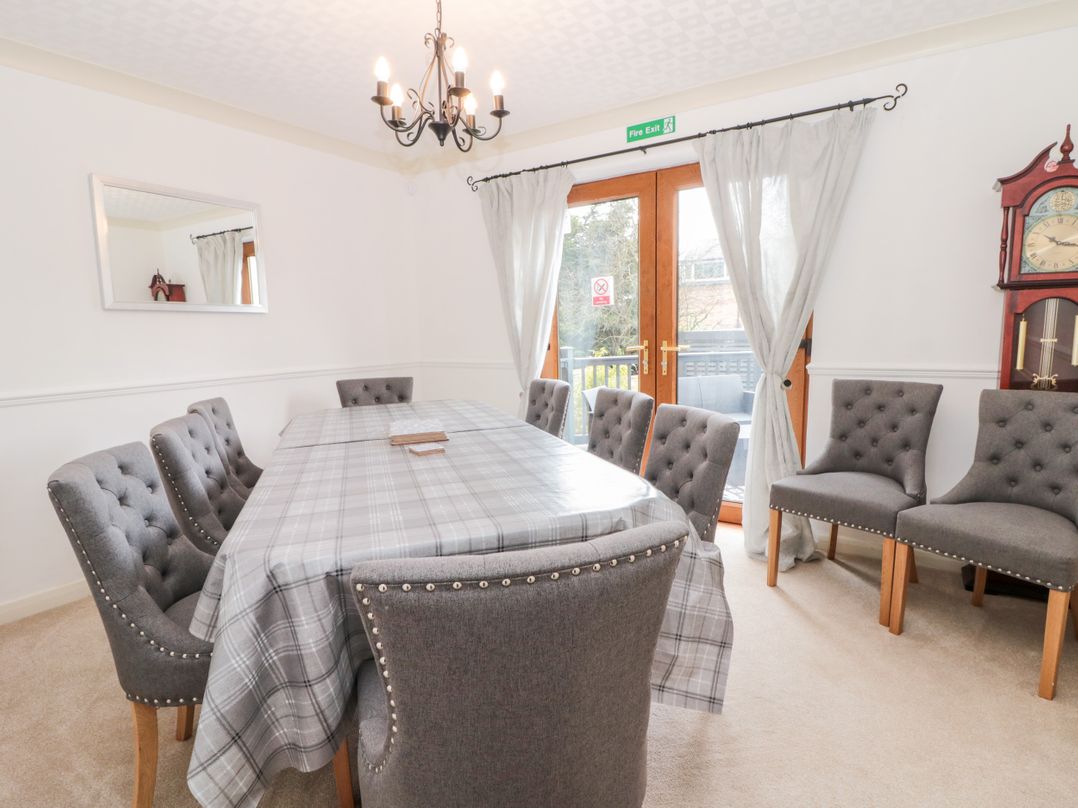 5 Westwood Road