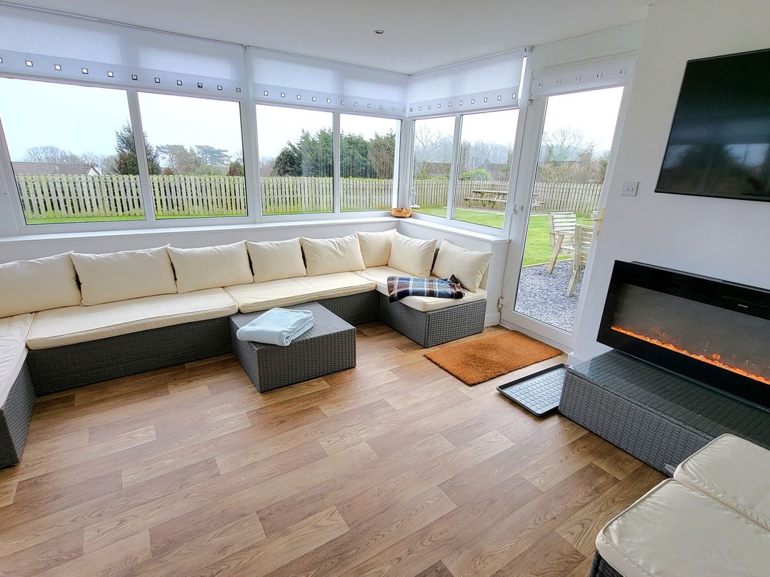 Top Of The Lane Luxury Holiday Apartment