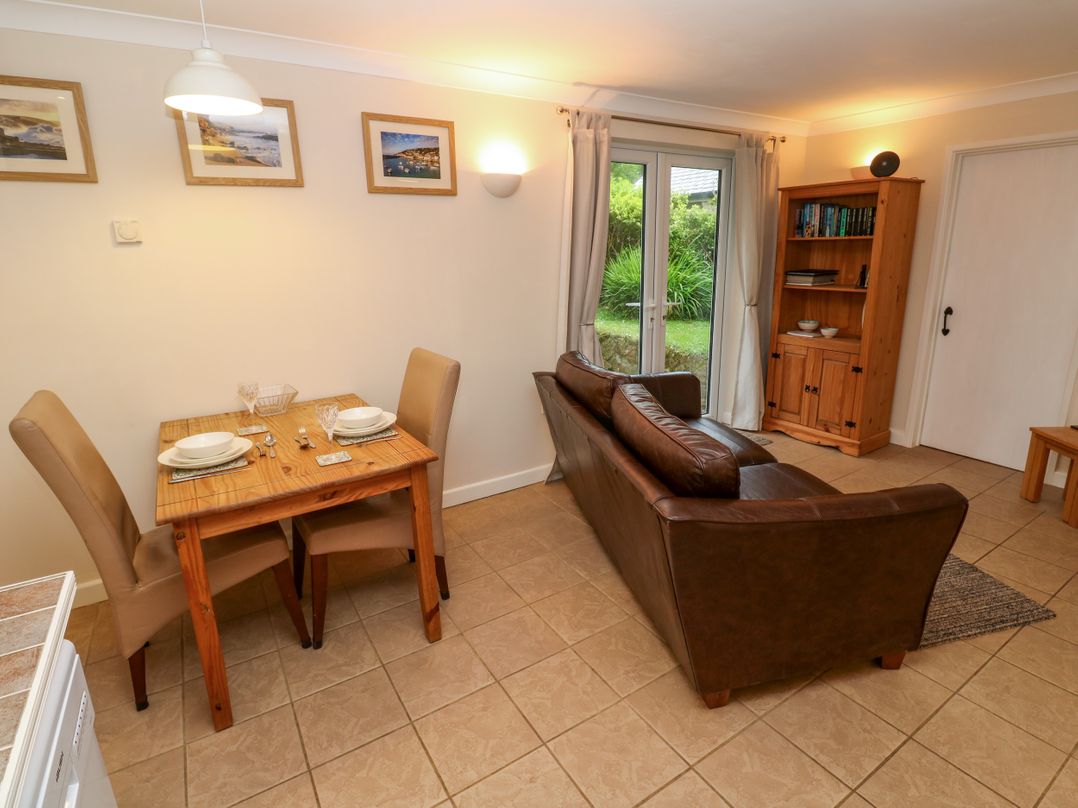 Tregonning Lodge