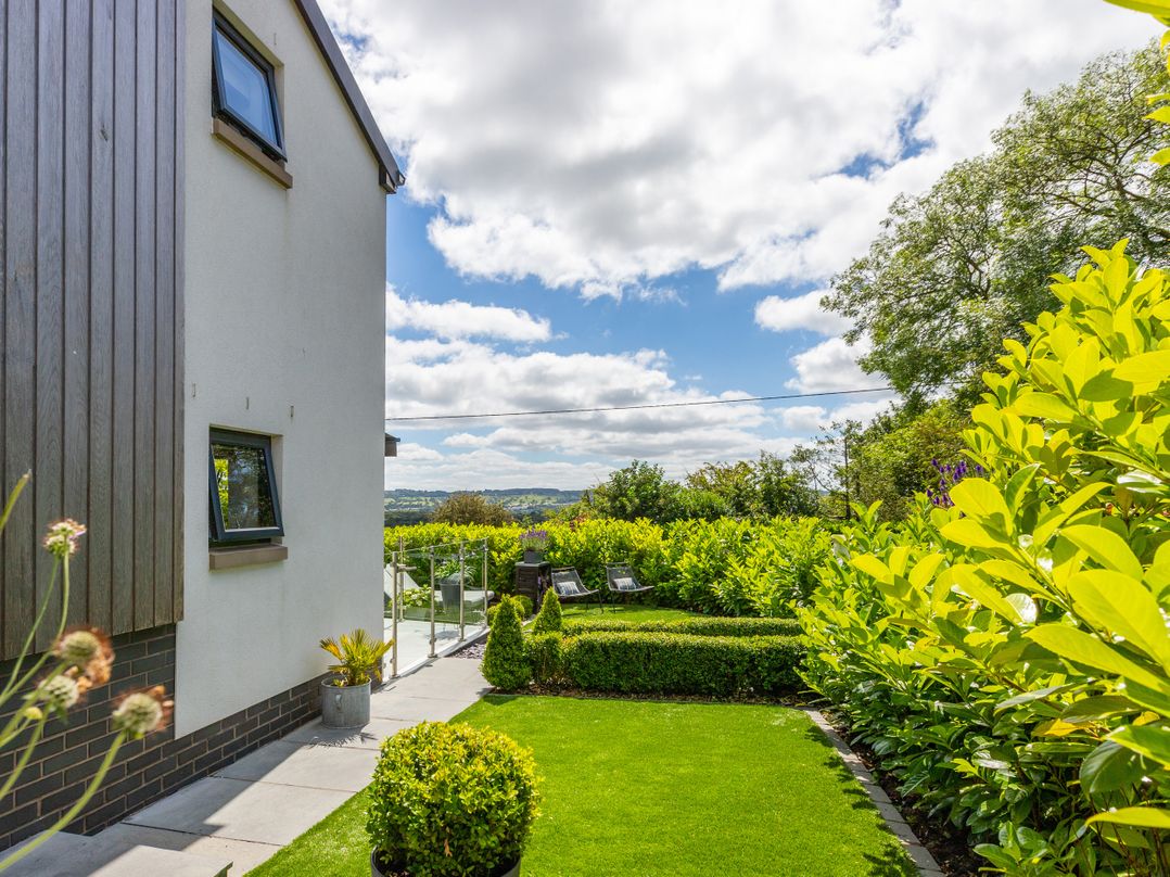 5 Clough Cottages