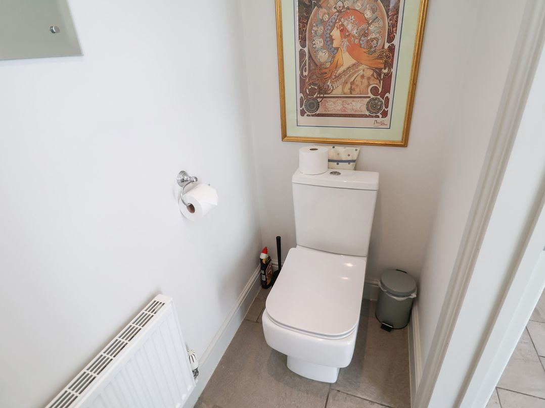 1 Coconut Cottage, Long Melford
