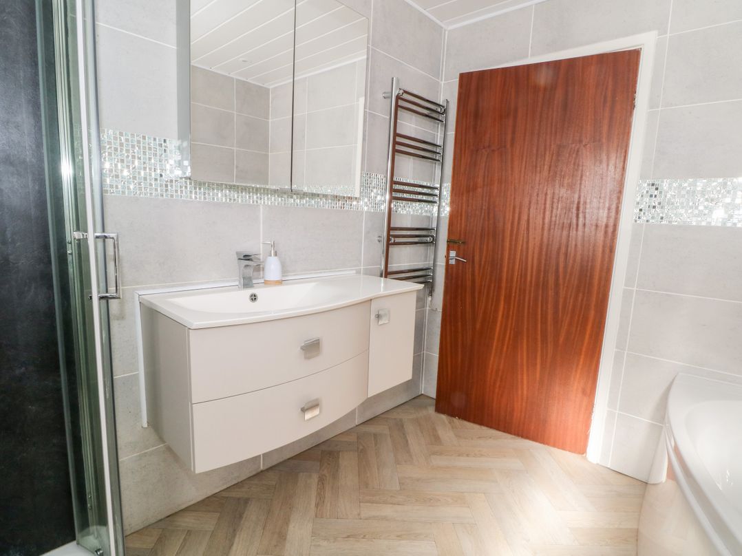 Hawksbridge Bungalow