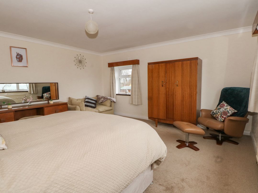 Hawksbridge Bungalow