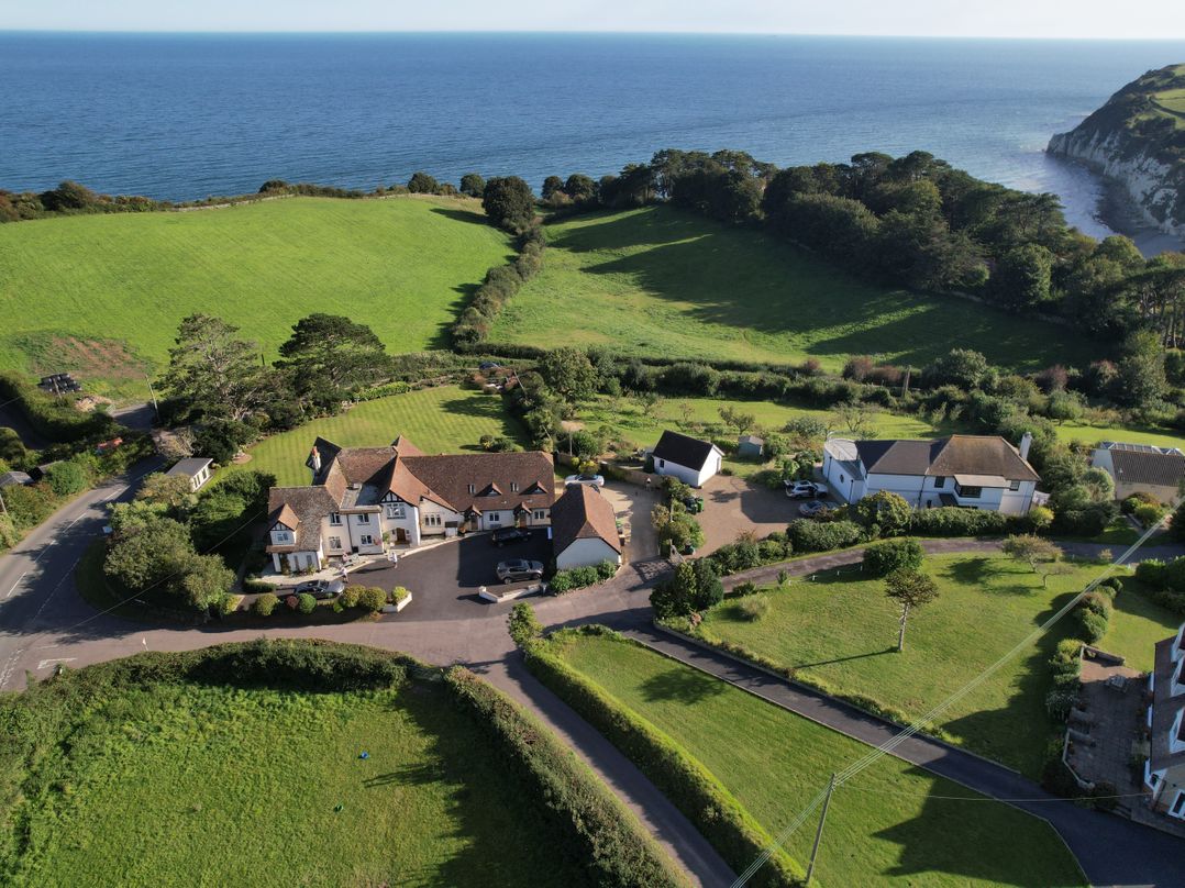 The Seaside Inn