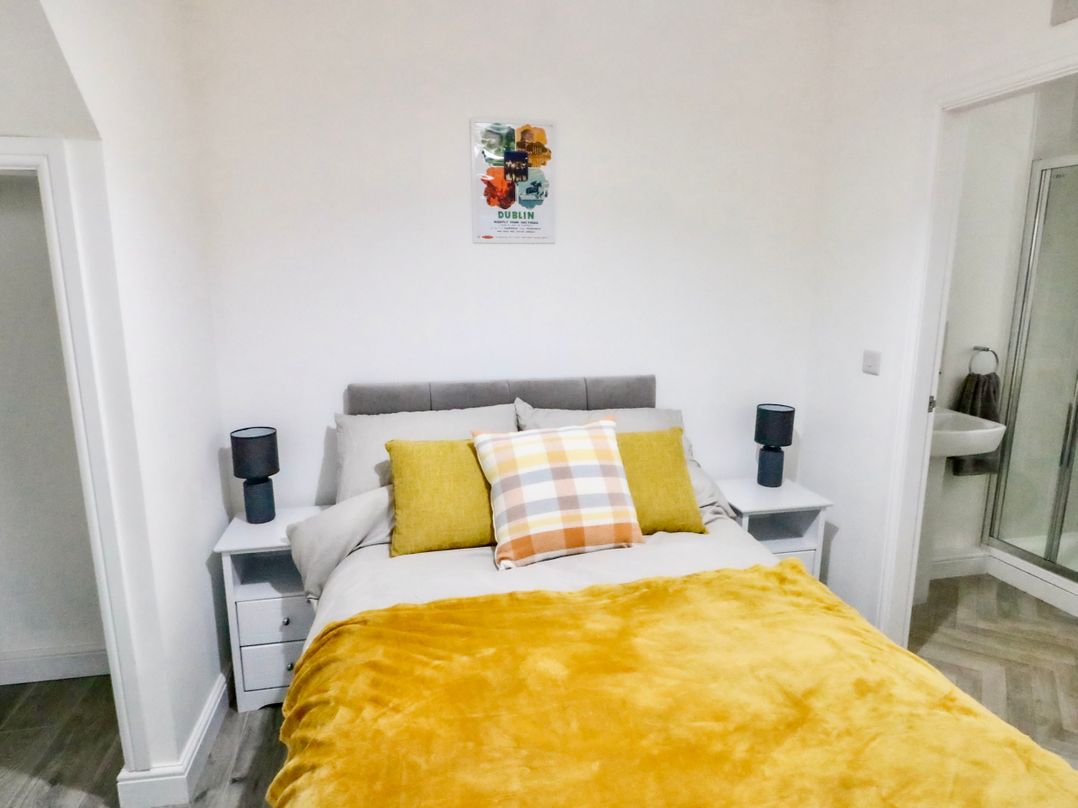 Port Apartment 1