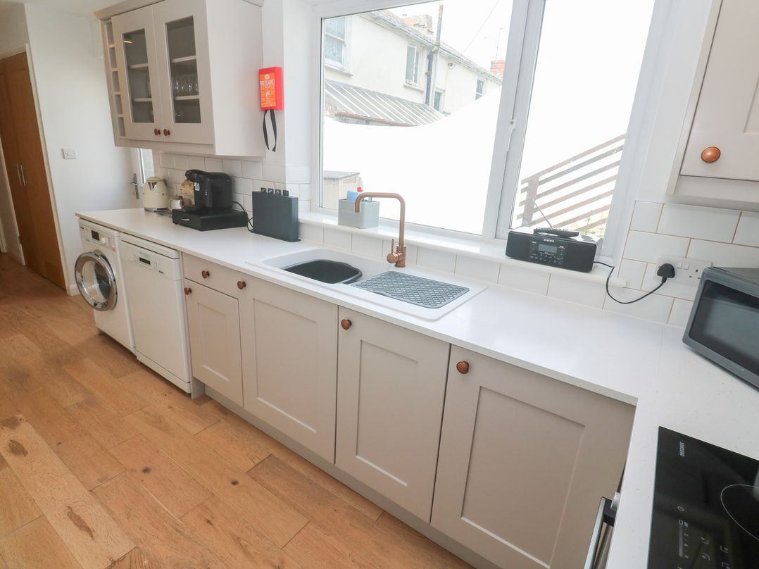 Foundry Cottage In Hayle Harbour