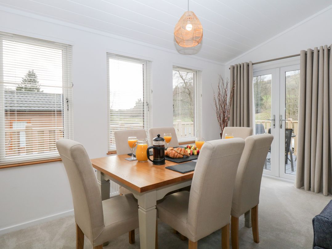 Hollytree Lodge
