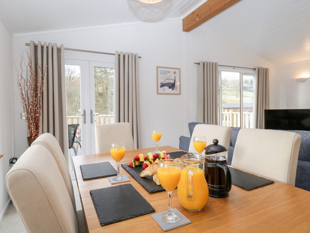 Hollytree Lodge