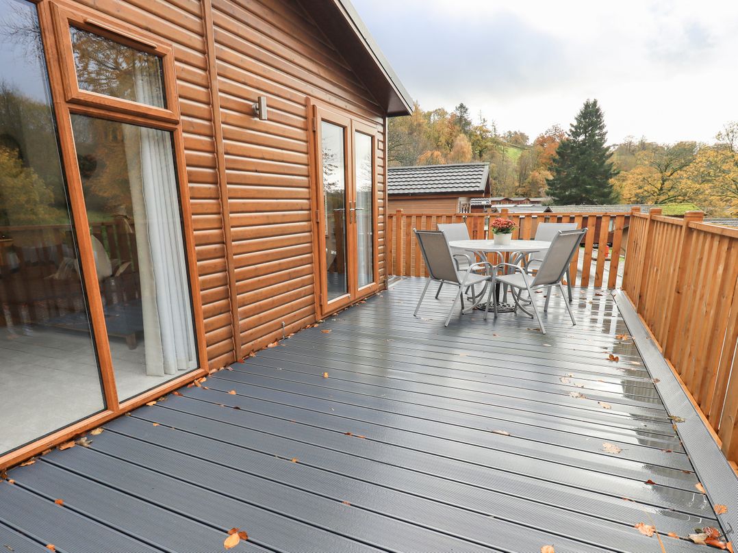 Hollytree Lodge