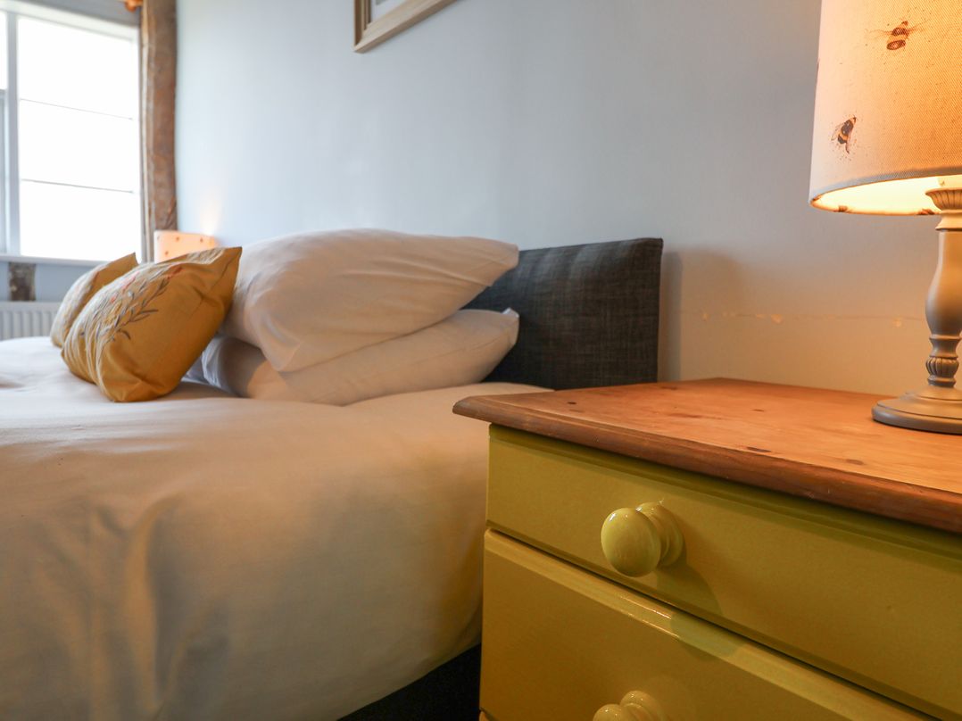 South Grange House - Sleep 16