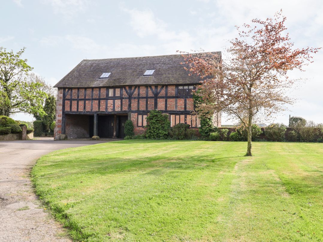 The Old Carthouse