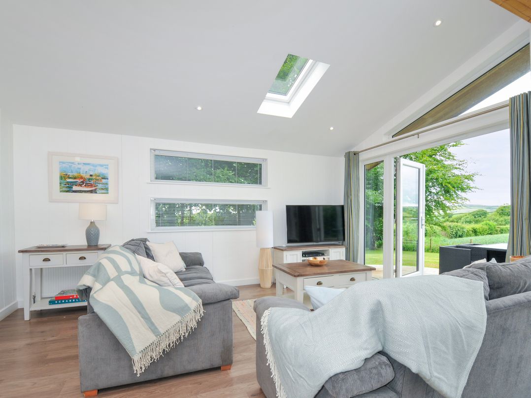1 Horizon View