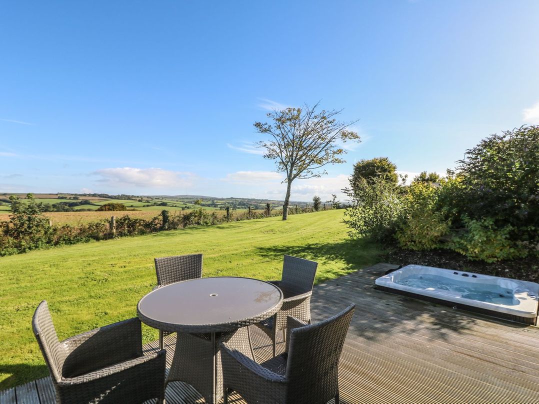 3 Horizon View in Dobwalls, Cornwall | Cottages & Lodges