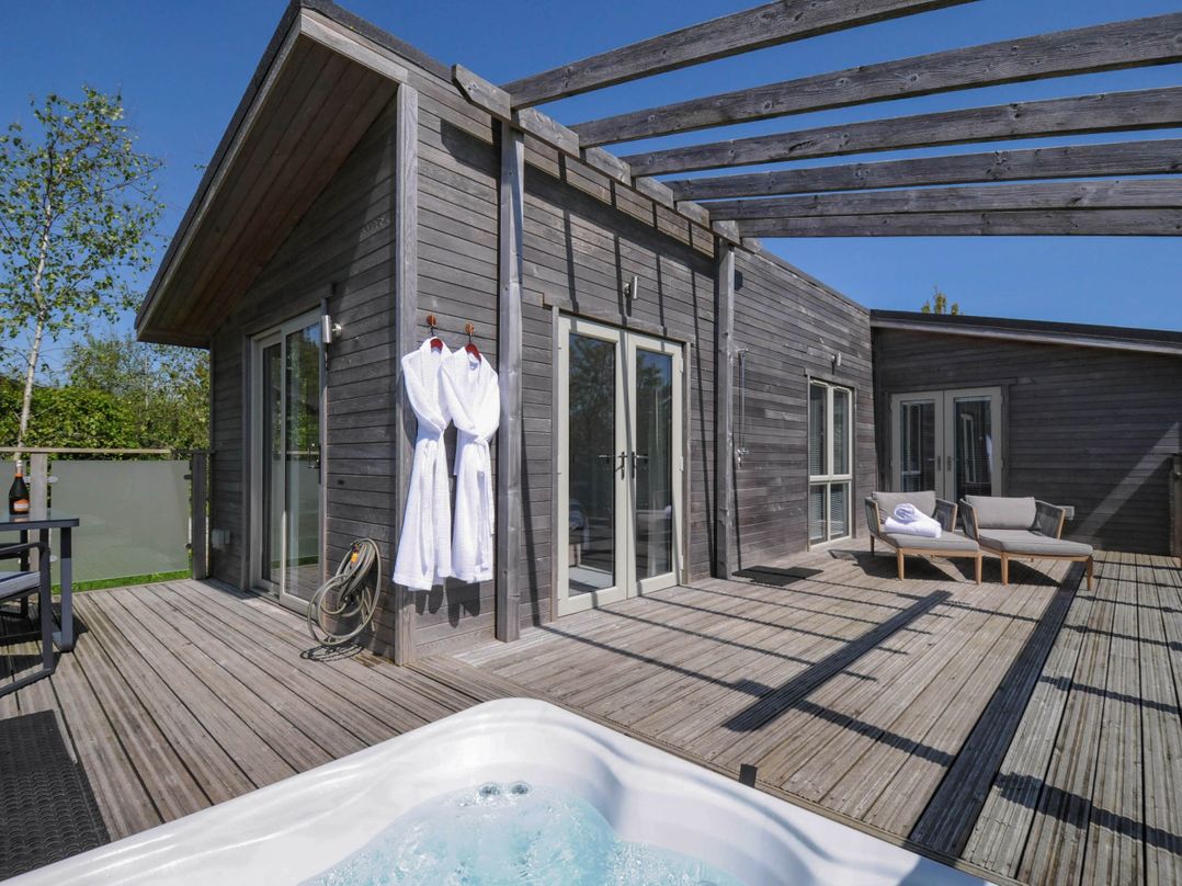 11 Meadow Retreat