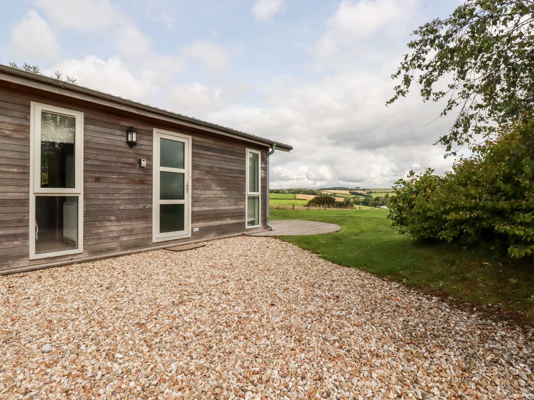 8 Horizon View