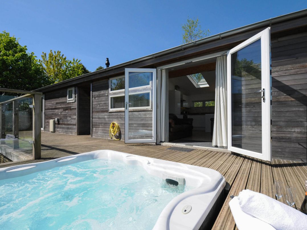5 Meadow Retreat