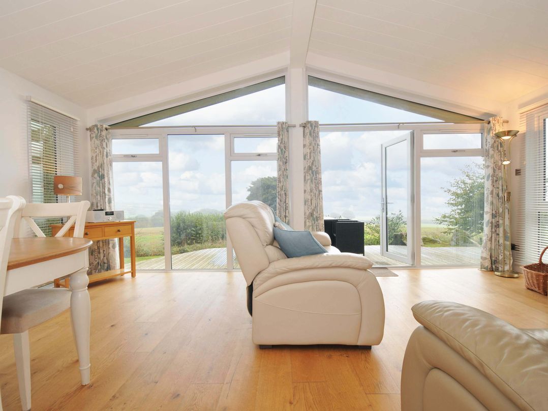 11 Horizon View