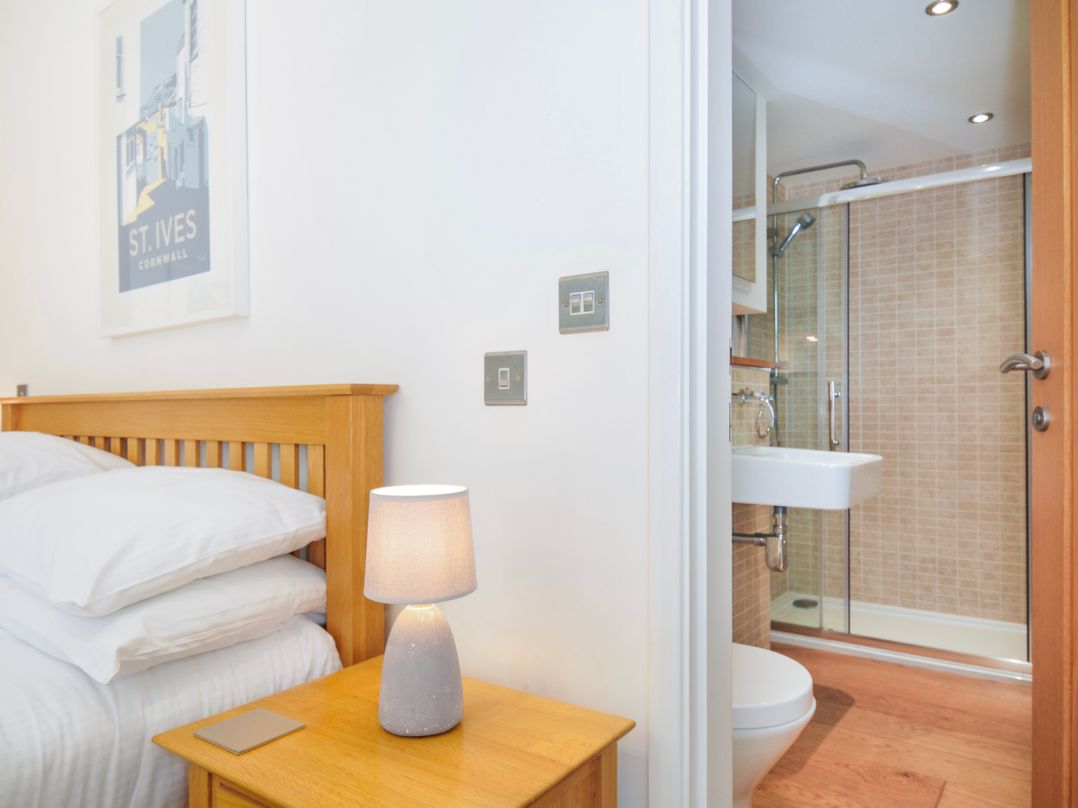 15 Horizon View