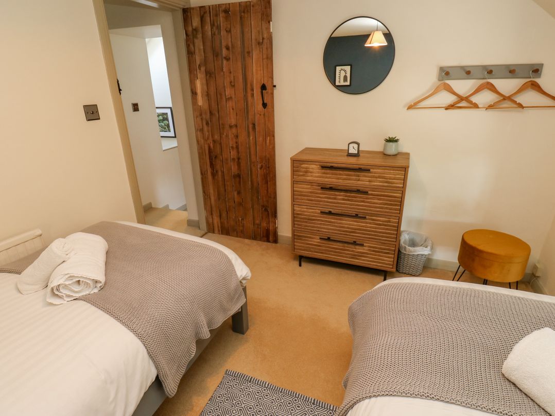 Flora Cottage