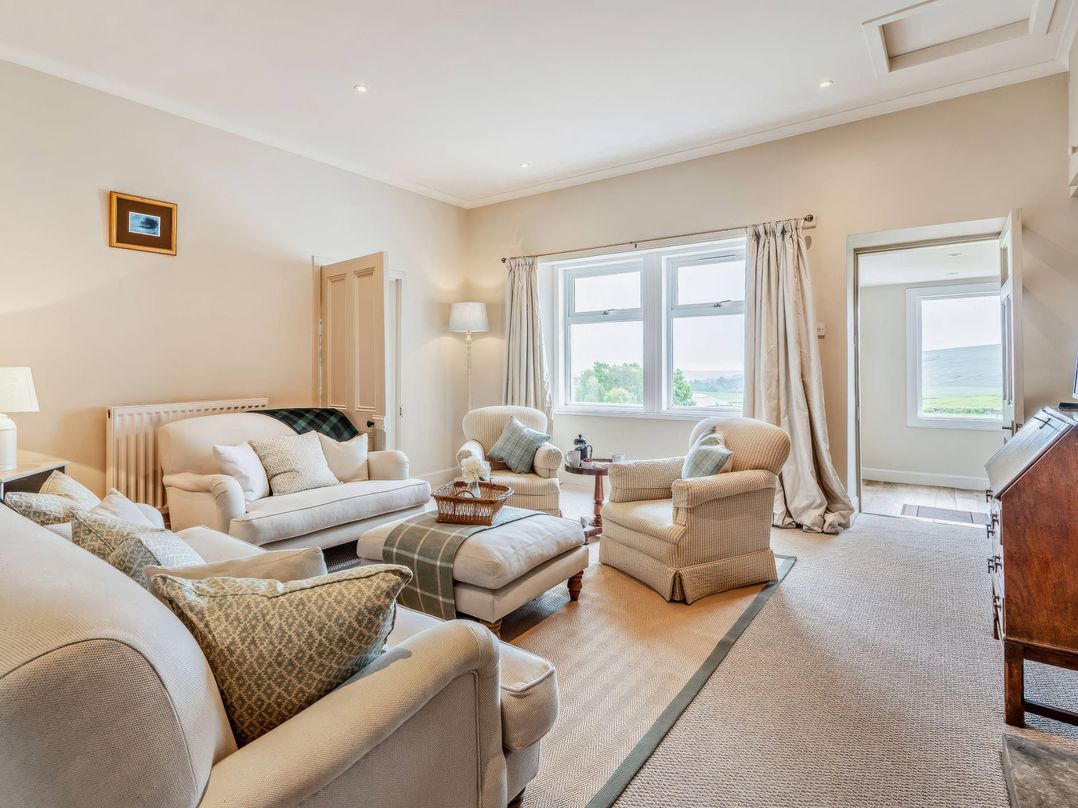 Upper Hillside Cottage