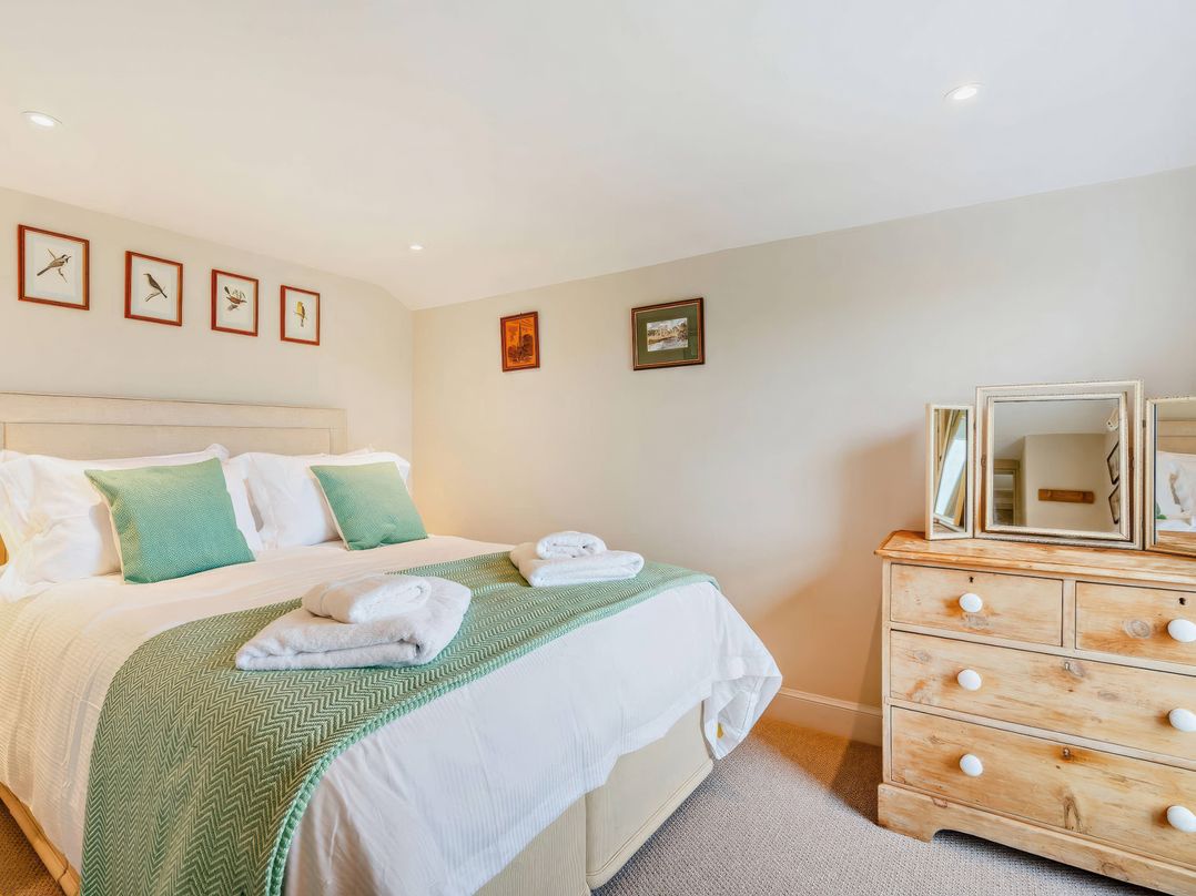 Upper Hillside Cottage
