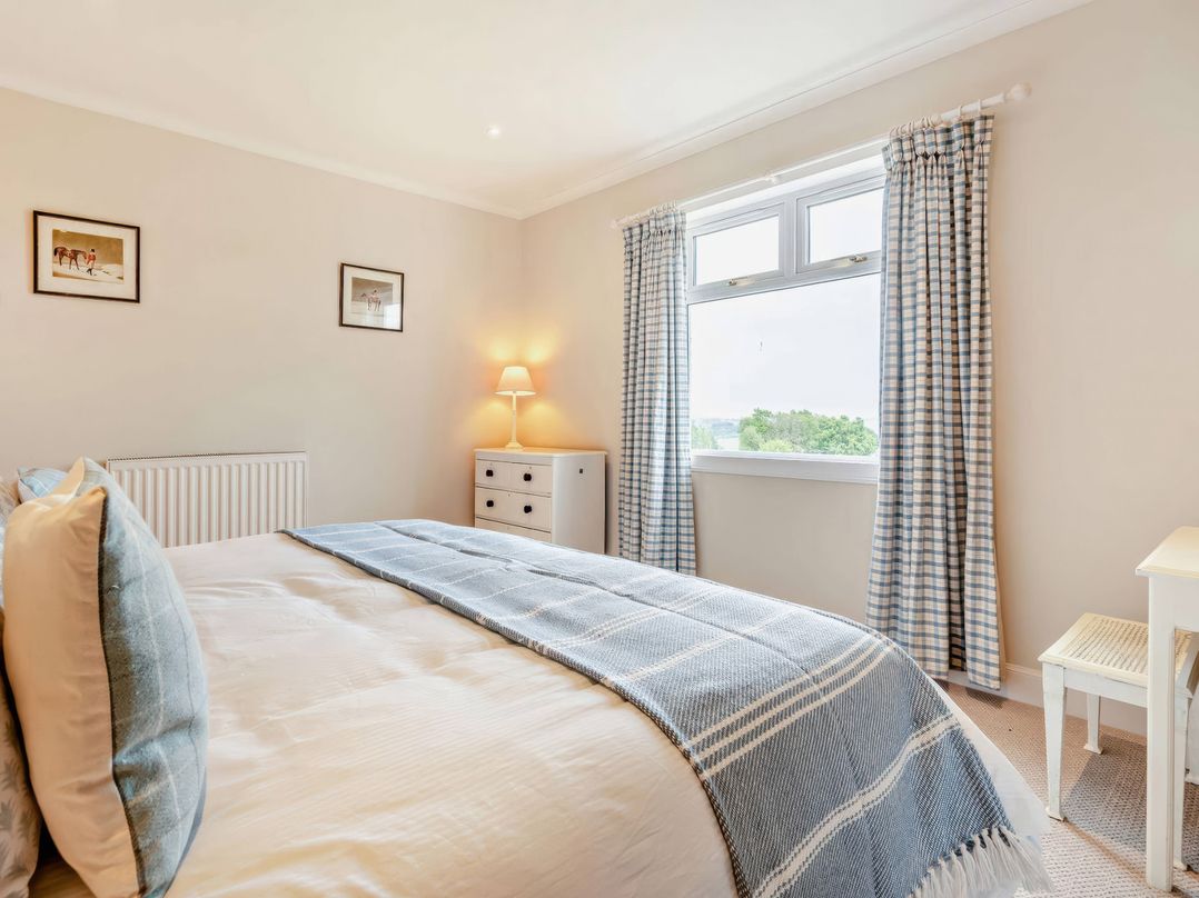 Upper Hillside Cottage