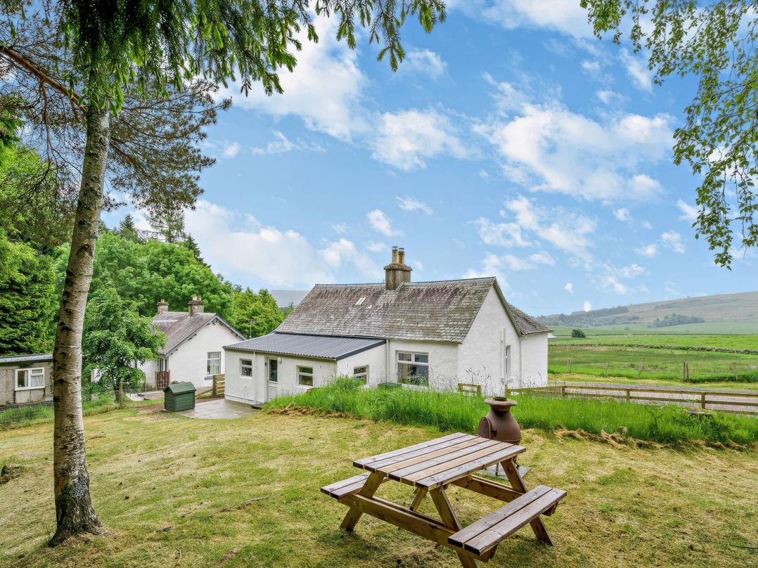 Upper Hillside Cottage