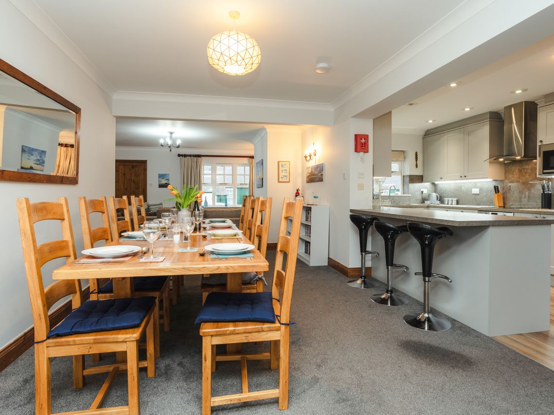 Armstrong Cottages No30