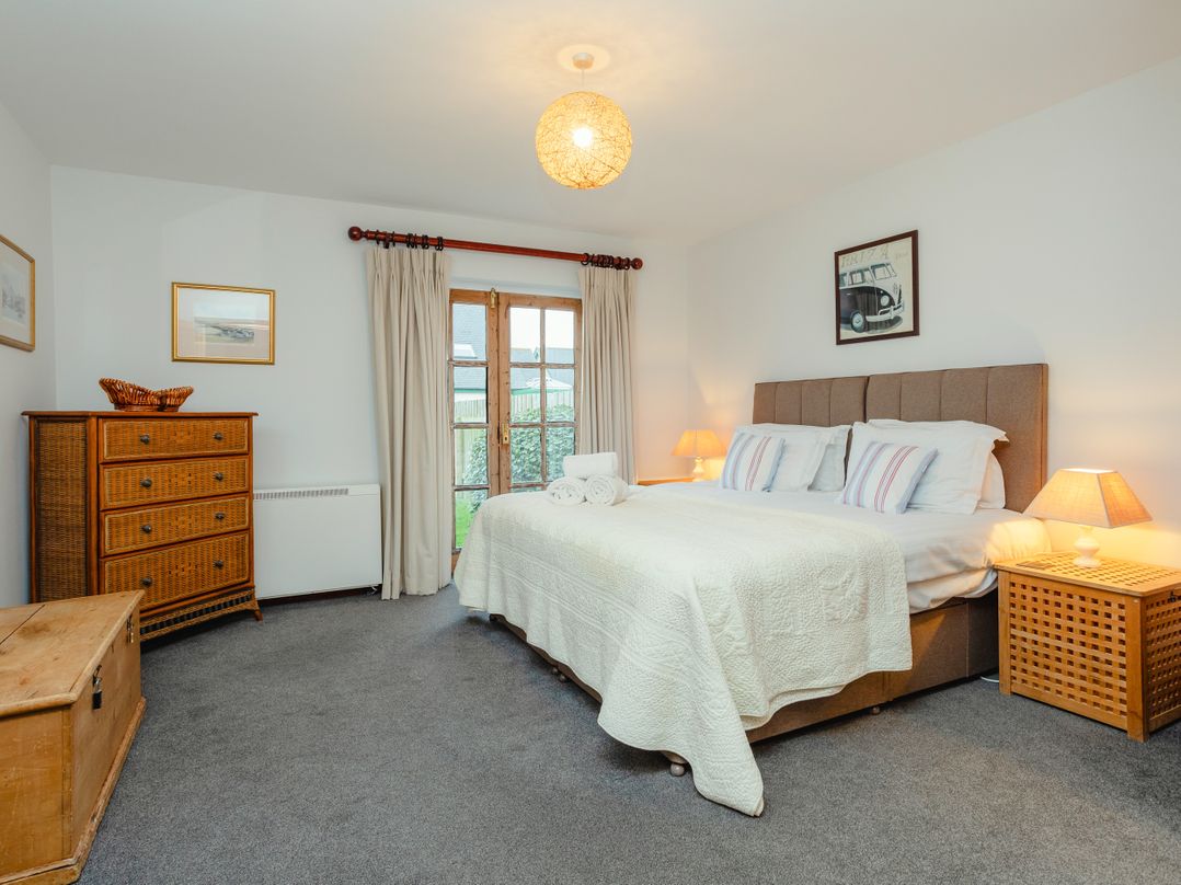 Armstrong Cottages No30