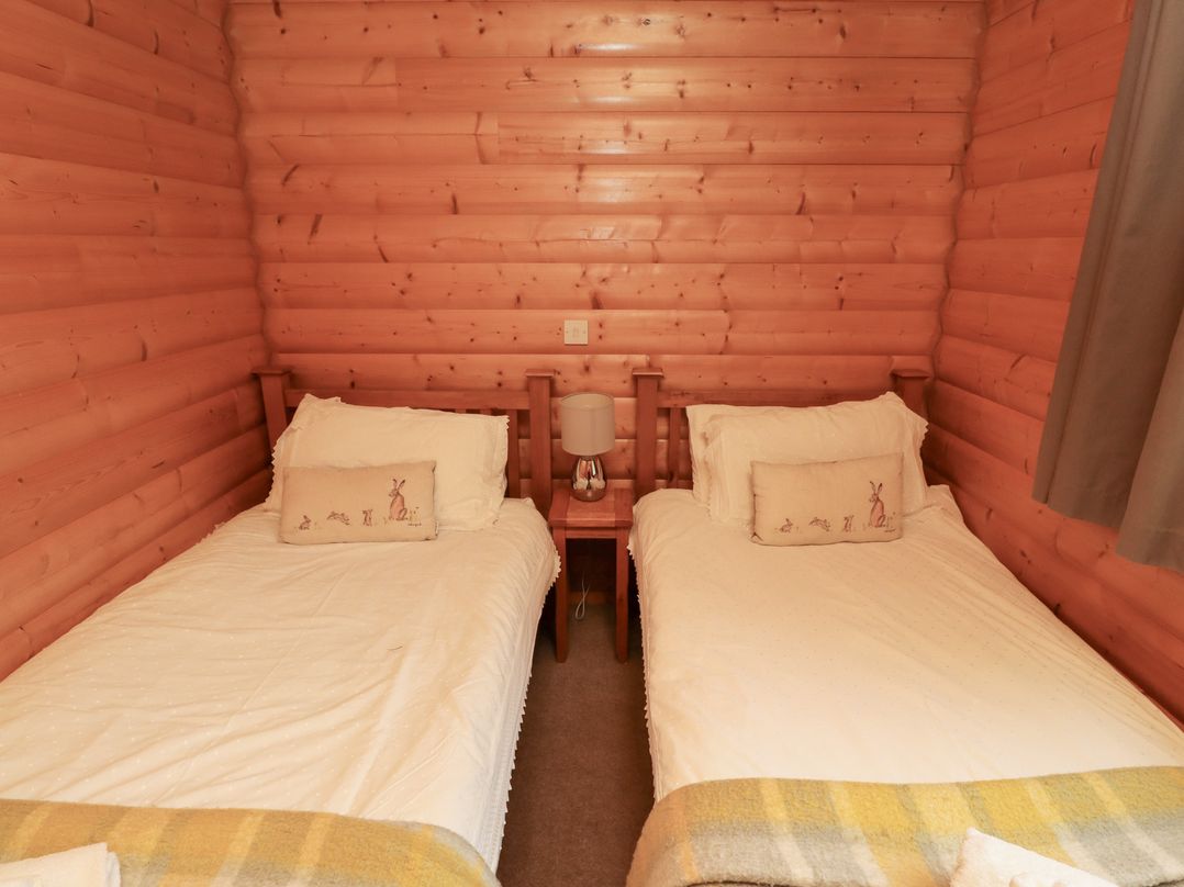 Heather Cottages - Brown Owl