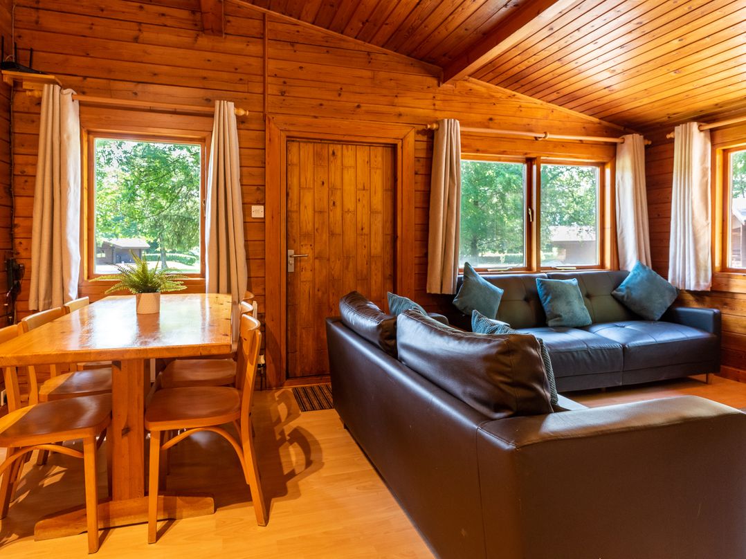 Cedar Lodge