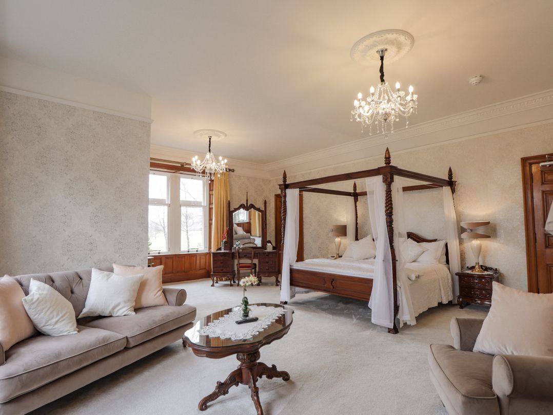 Ledgowan Lodge Hotel