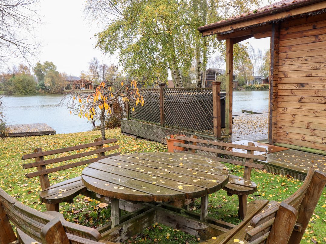 Avocet Lodge