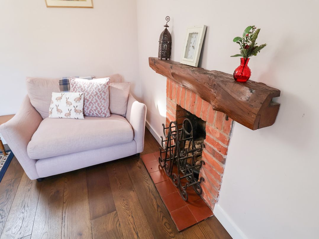 Rhubarb Cottage