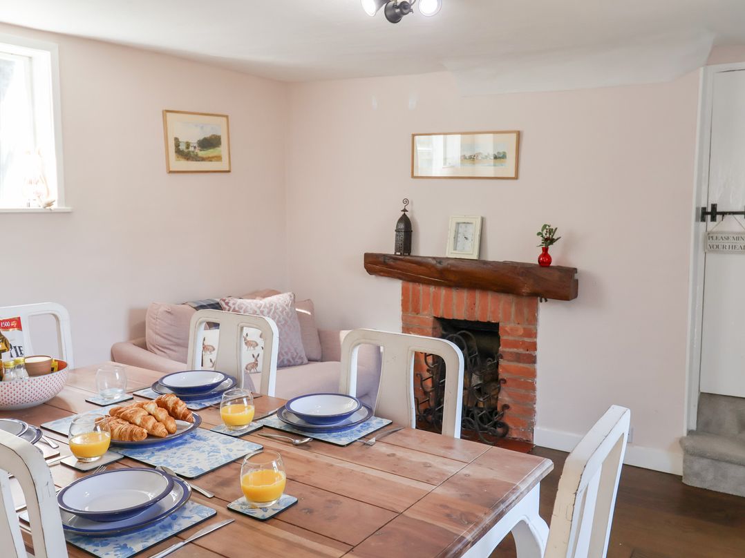 Rhubarb Cottage