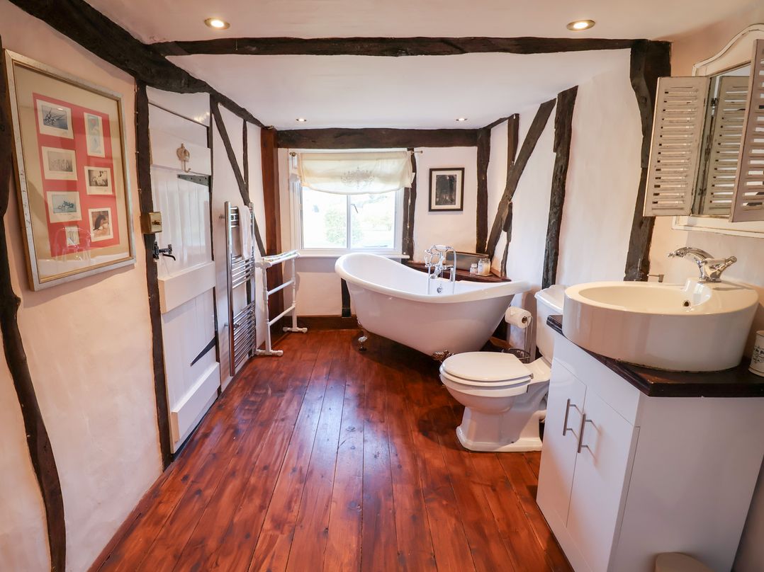 Rhubarb Cottage