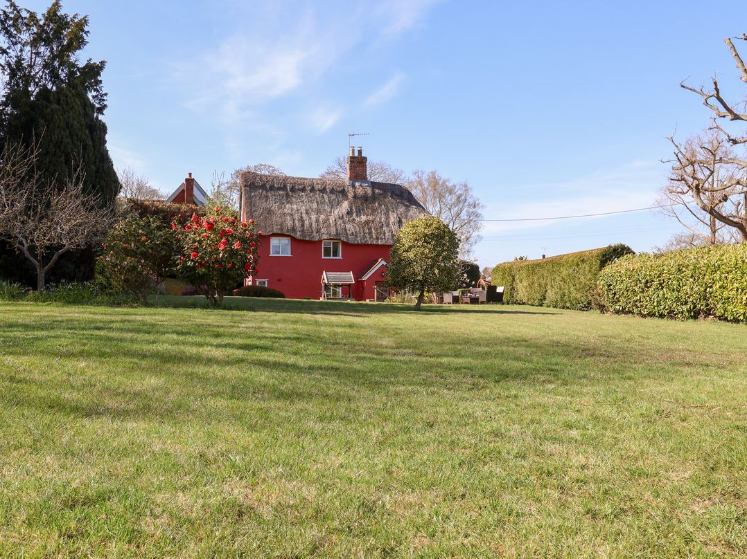 Rhubarb Cottage