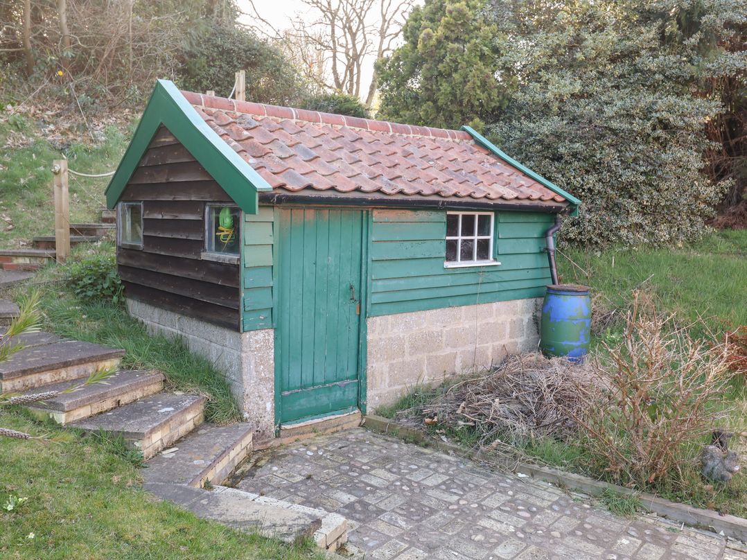 Rhubarb Cottage