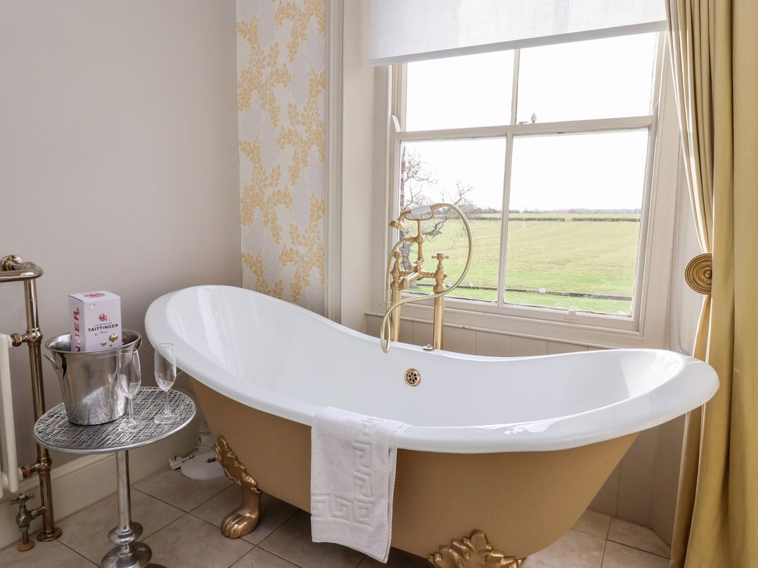 The Stables and West Wing