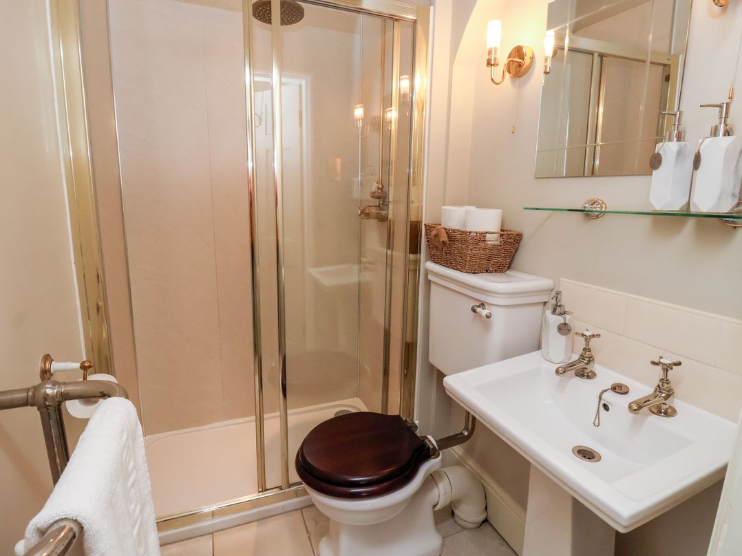 The Stables and West Wing