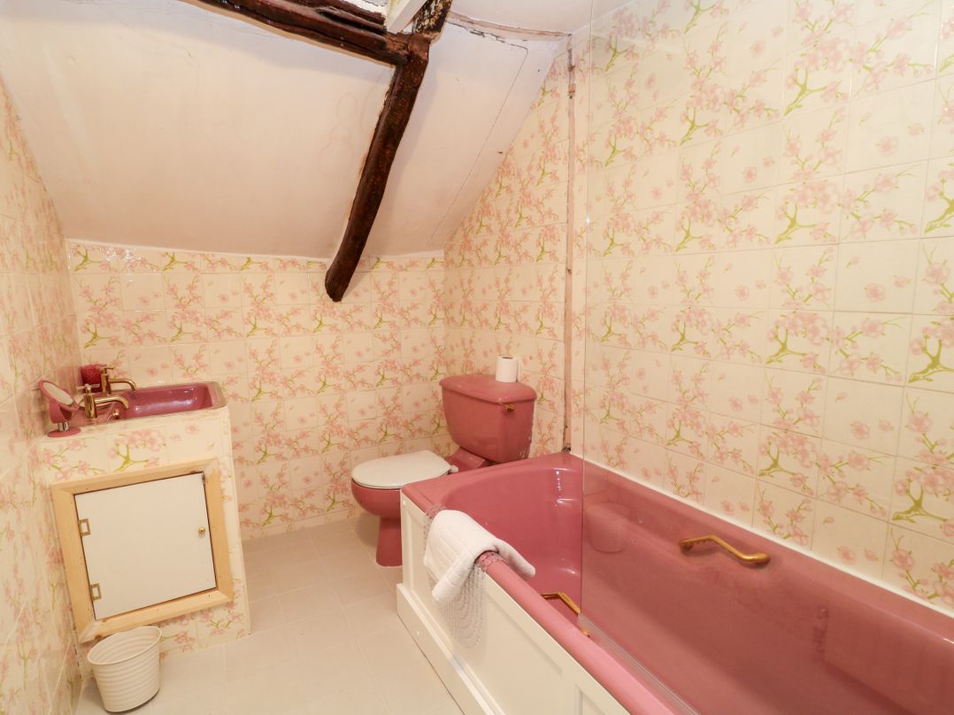 Kellacott Cottage