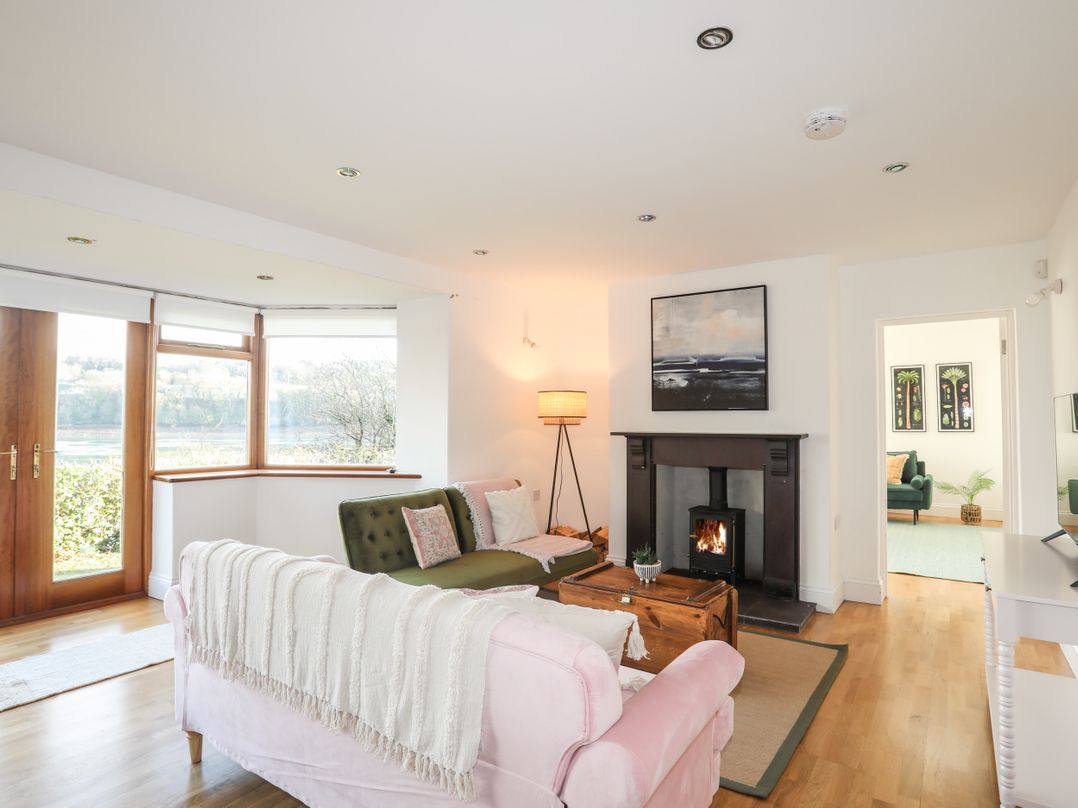 Ynys Faelog Cottage