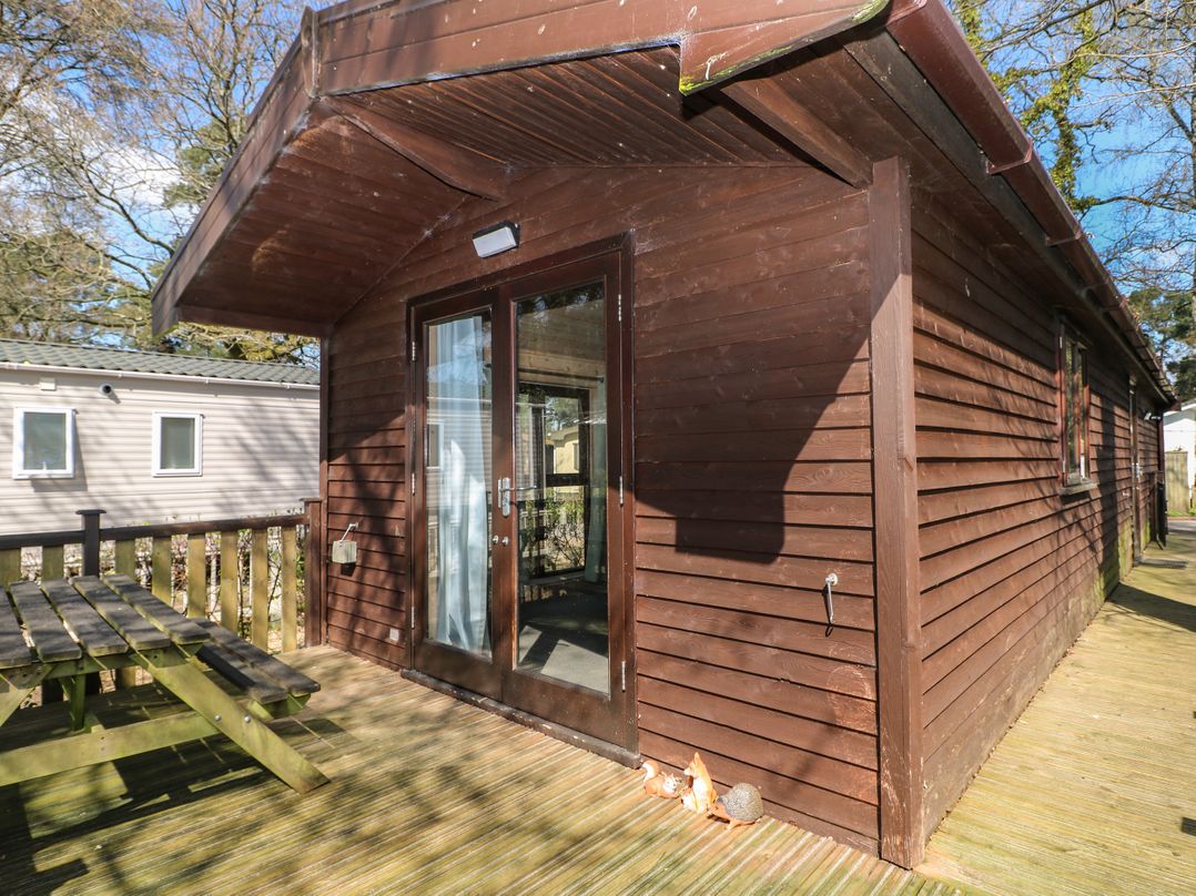 Pinecone Cabin