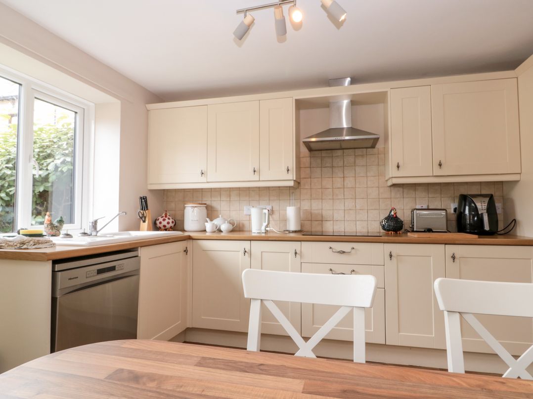 Highcliffe Cottage