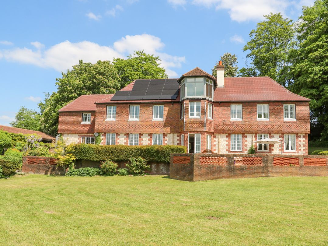 Coombe Place House