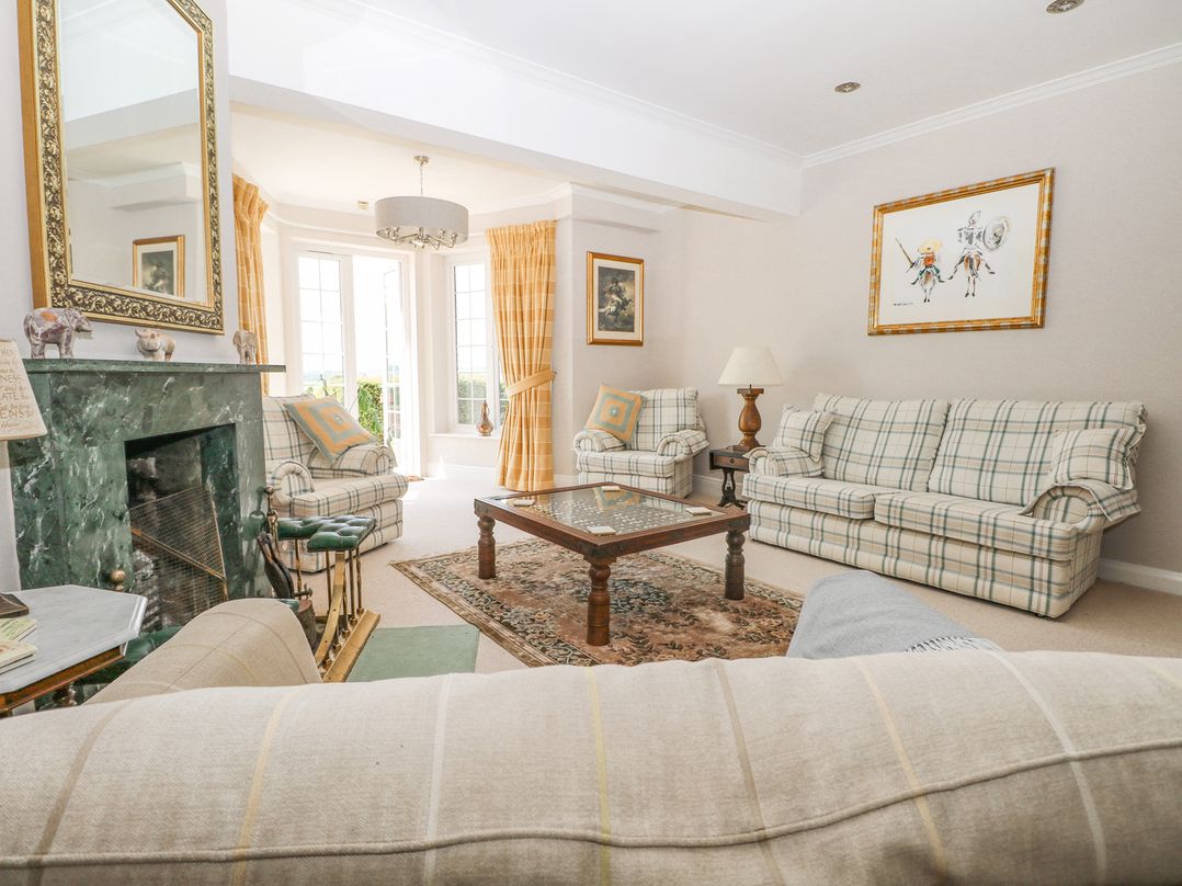 Coombe Place House