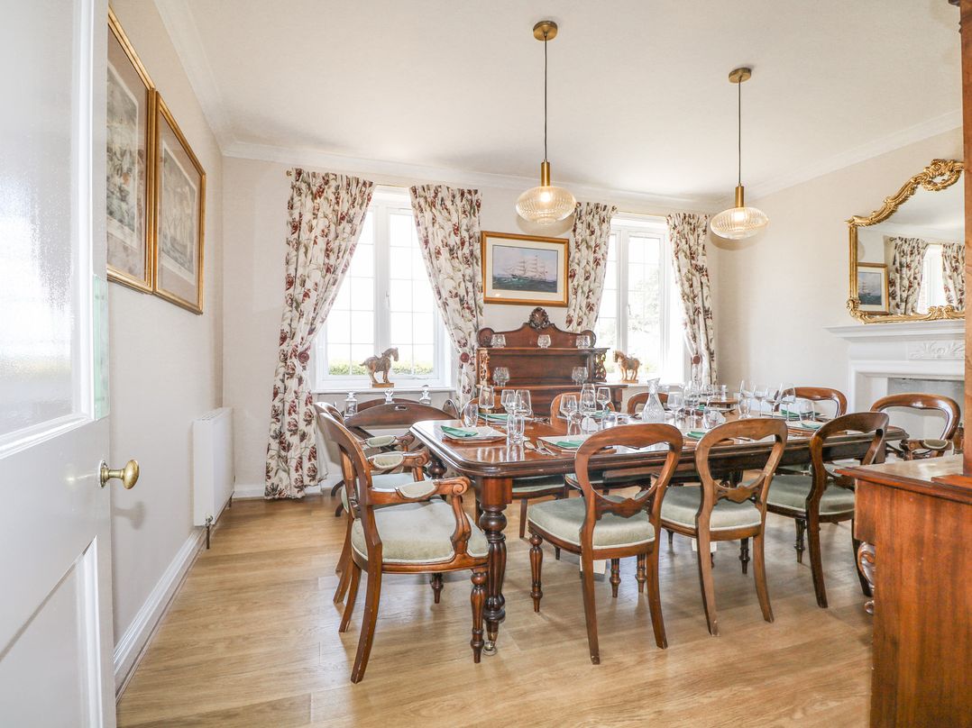 Coombe Place House