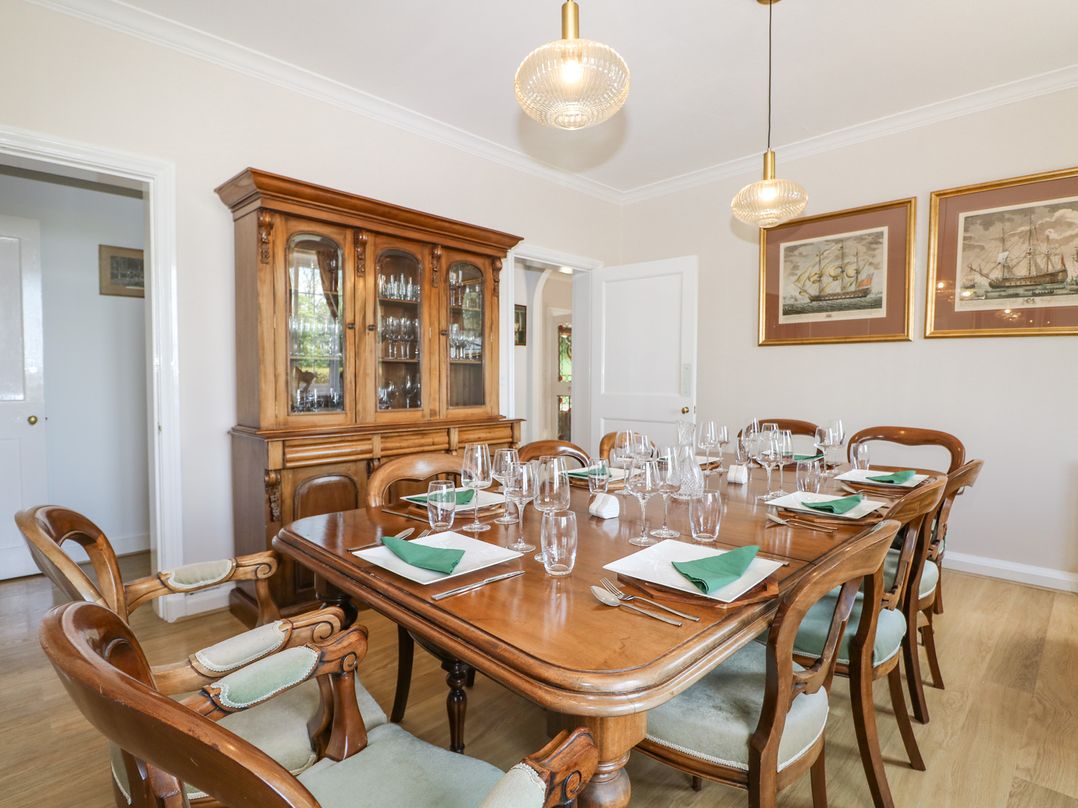 Coombe Place House