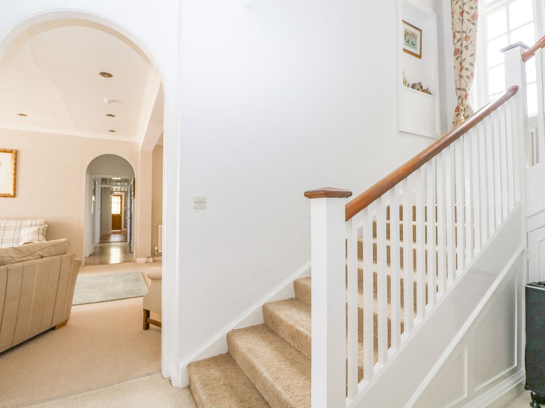 Coombe Place House